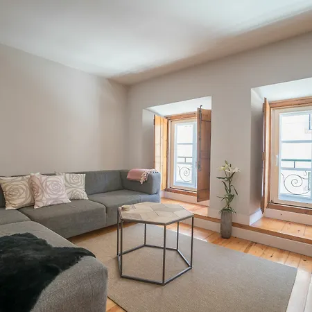 Elegant And Cozy