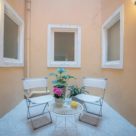 Elegant And Cozy Appartamento